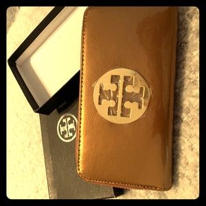 Tory Burch Wallet